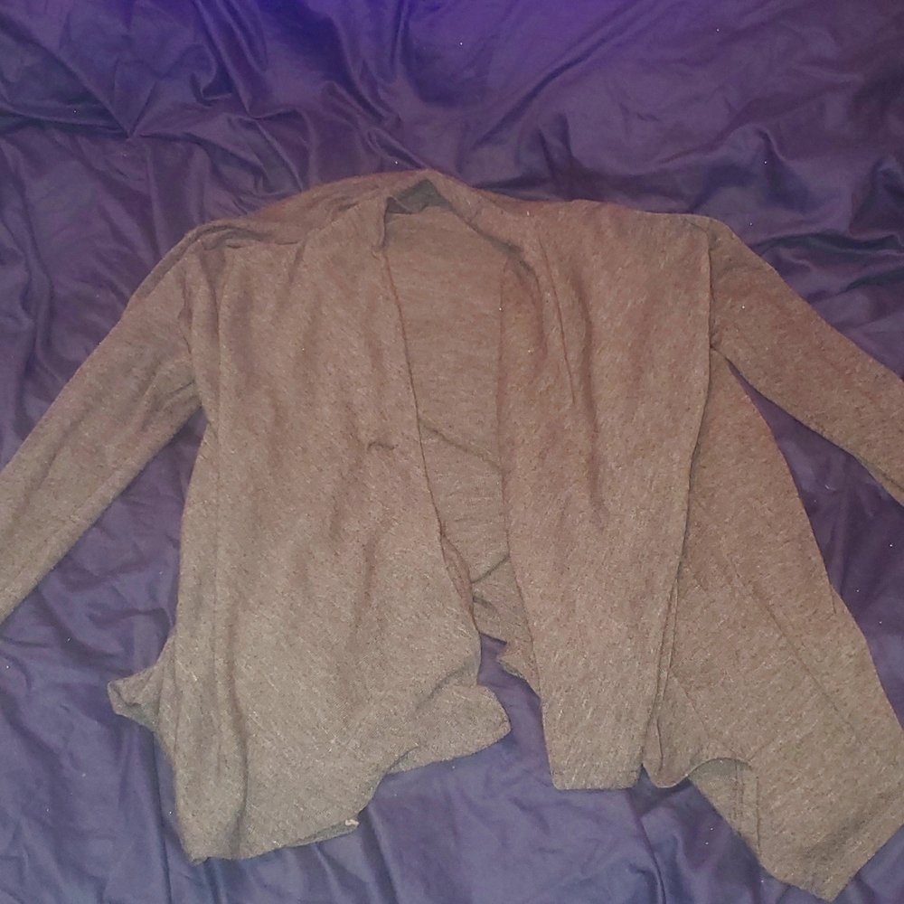 AB Studio women's long sleeved  size L